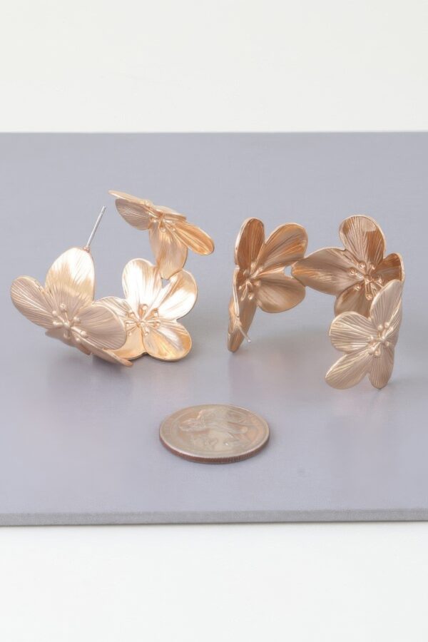 Gold Floral Hoop Earrings – Delicate Petal Accents