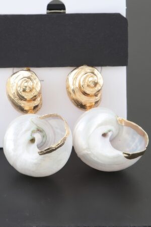 Twin Heart of the Sea Stud Earrings – Gold & Cream