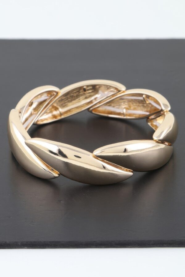 Overlapping Leaves Bracelet – Shiny Metal in Gold or Silver