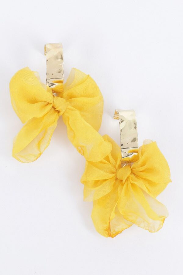 Metal & Fabric Flower Earrings – Bold Floral Accent