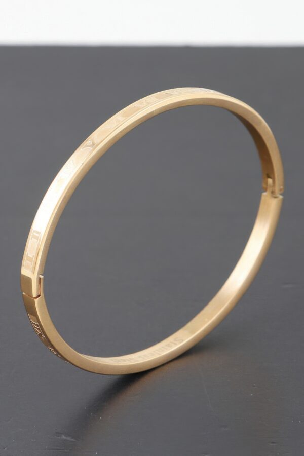 Thin Roman Numeral Bracelet – Engraved Slim Band, Gold/Silver