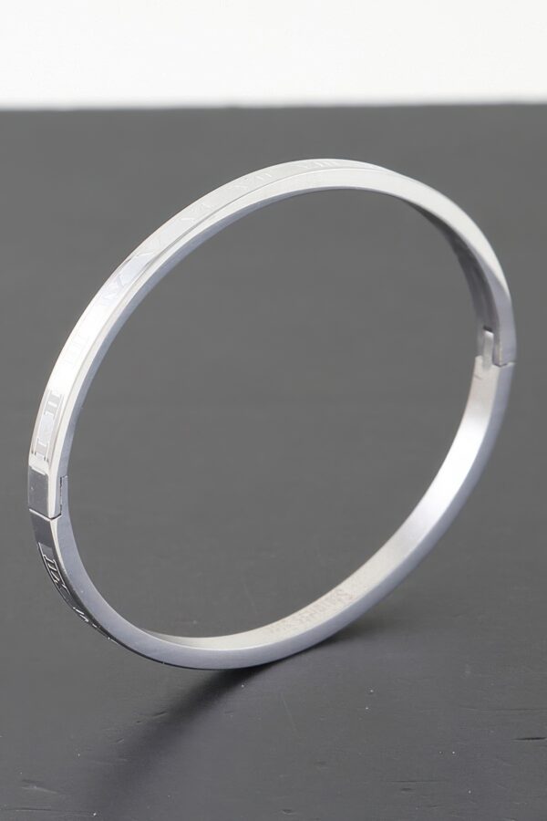 Thin Roman Numeral Bracelet – Engraved Slim Band, Gold/Silver