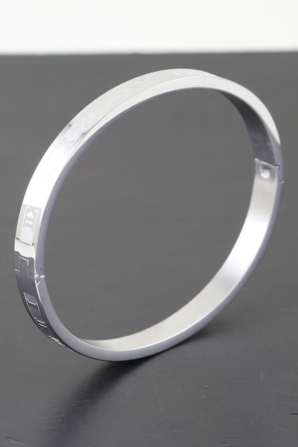 Roman Numeral Bracelet – Engraved Metal Bangle in Gold or Silver