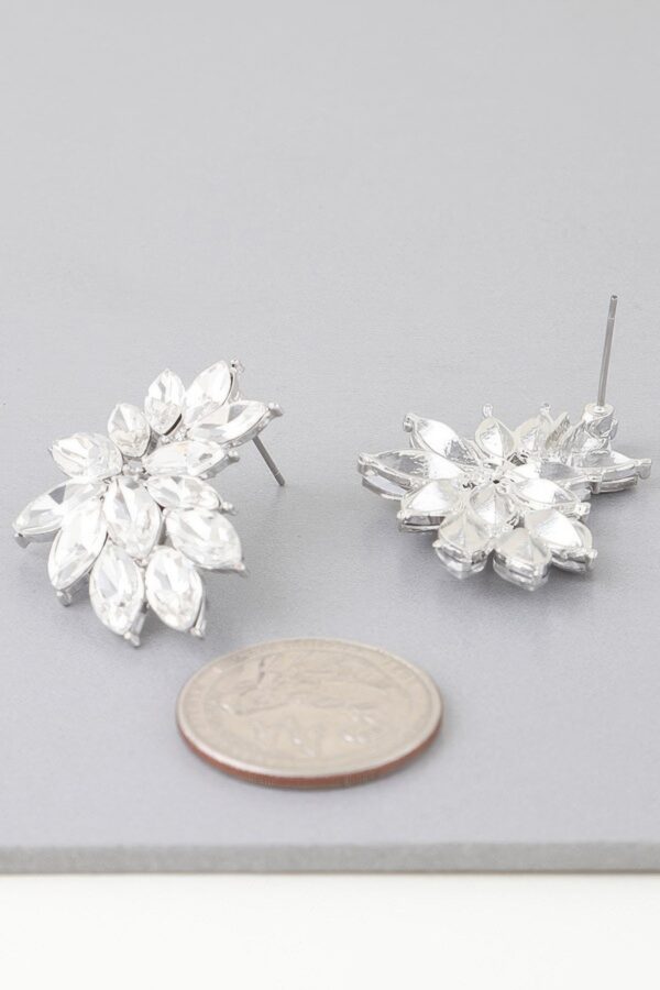 Shiny Leaves Rhinestone Drop Earrings – Gold or Silver