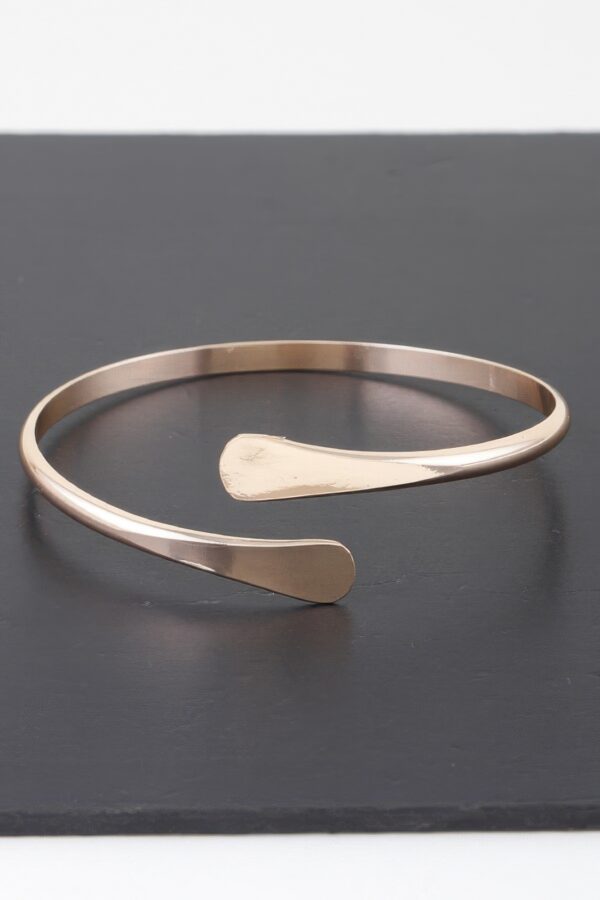 Minimal Shiny Wrap-Around Bracelet – Gold or Silver