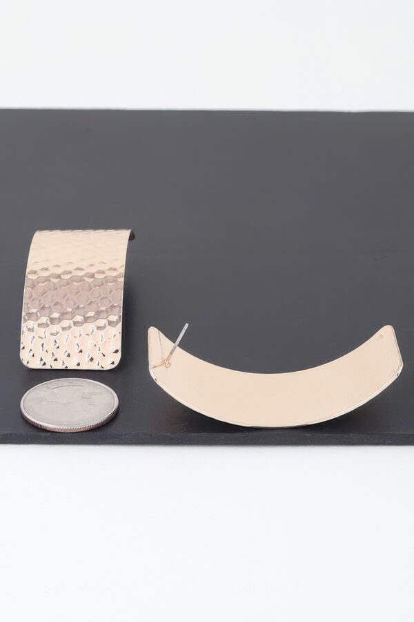 Indented Curved Plate Earrings – Textured Gold & Silver