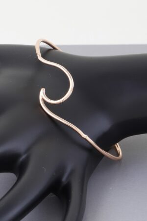 Crashing Wave Gold Bracelet – Fluid Wave Design