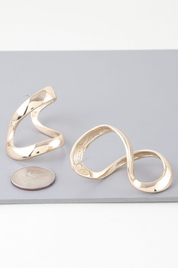 Abstract Bend Earrings – Polished Metal in Gold or Silver