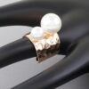 Hammered Twin Pearl Ring – Gold Hammered Band