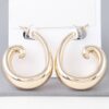 Sculpted Wave Hoop Earrings – Polished Gold