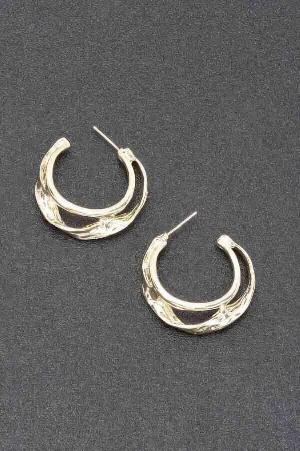 Gold-Plated Minimalist Metal Earrings – Gold & Silver