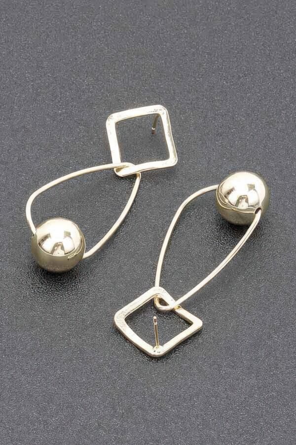 Gold Plated Metal Earring – 3″ Drop