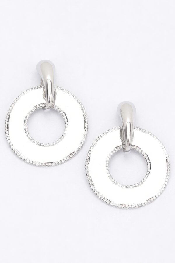 Gold-Plated Metal Drop Earrings – Minimal Modern