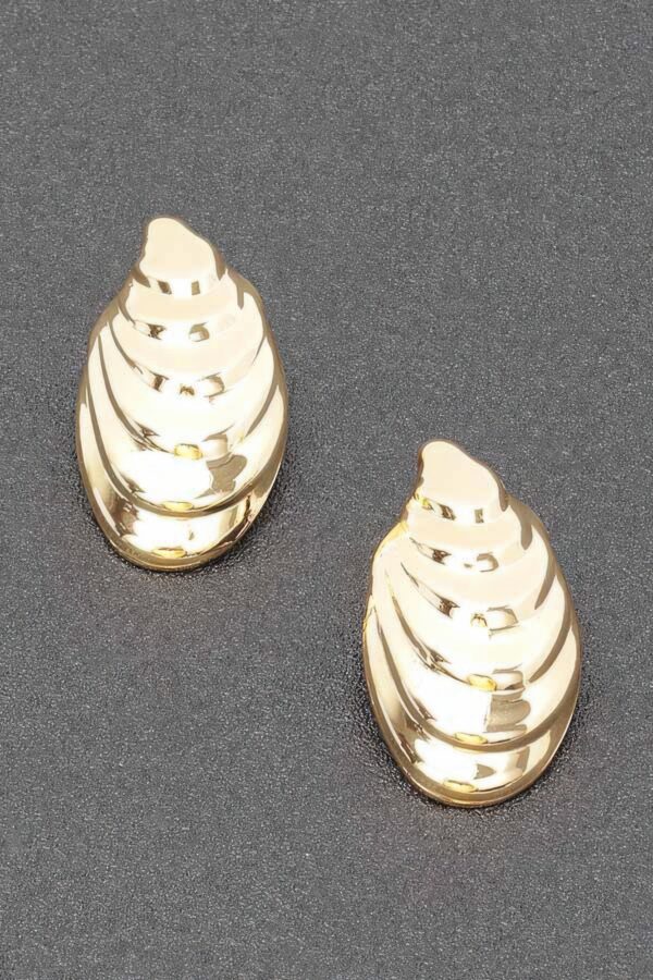 Gold-Plated Minimalist Metal Earring – Polished Finish