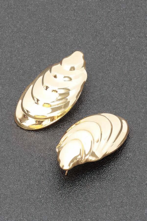 Gold-Plated Minimalist Metal Earring – Polished Finish