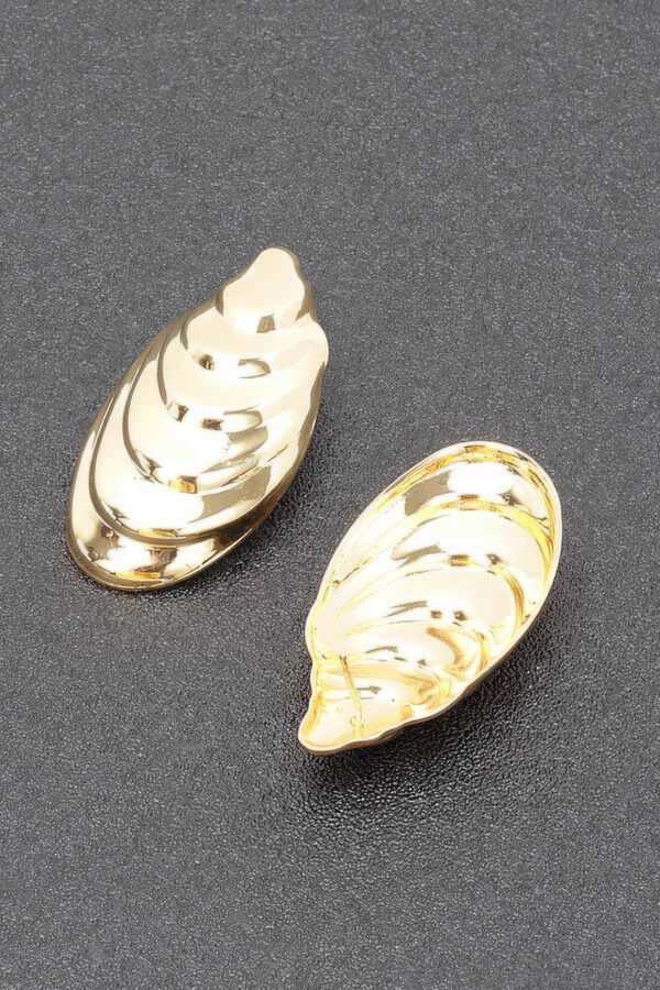 Gold-Plated Minimalist Metal Earring – Polished Finish