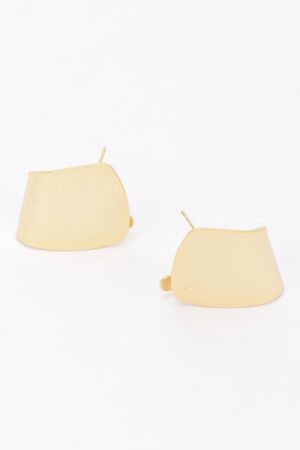 Gold-Plated Metal Stud Earring – Polished Minimalist