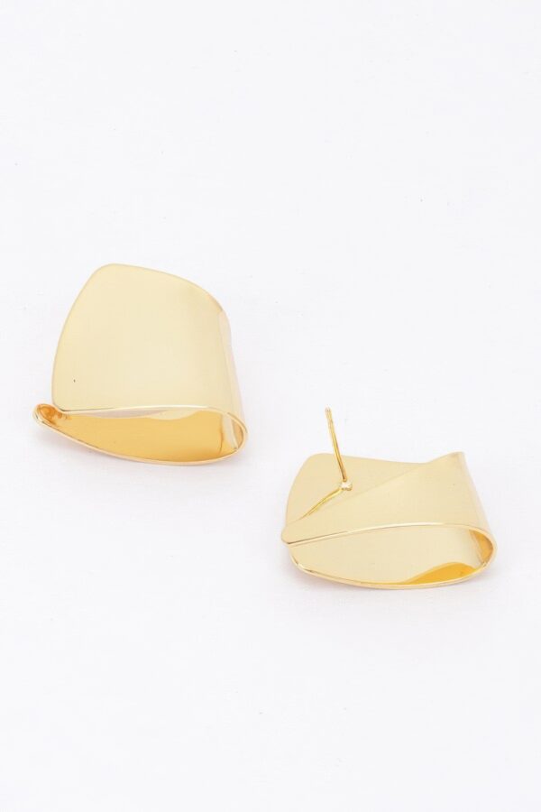 Gold-Plated Metal Stud Earring – Polished Minimalist