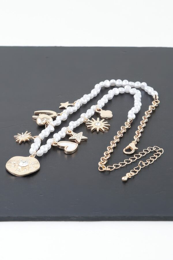 Beaded Necklace with Multi Shiny Charms – Gold Cream