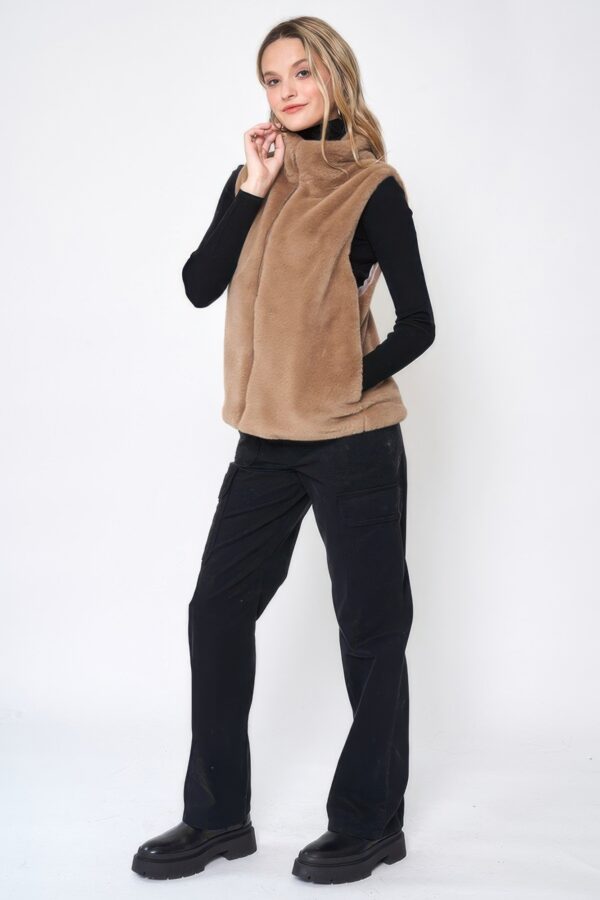 Solid Faux Fur Vest – Plush Relaxed-Fit in Beige or Taupe