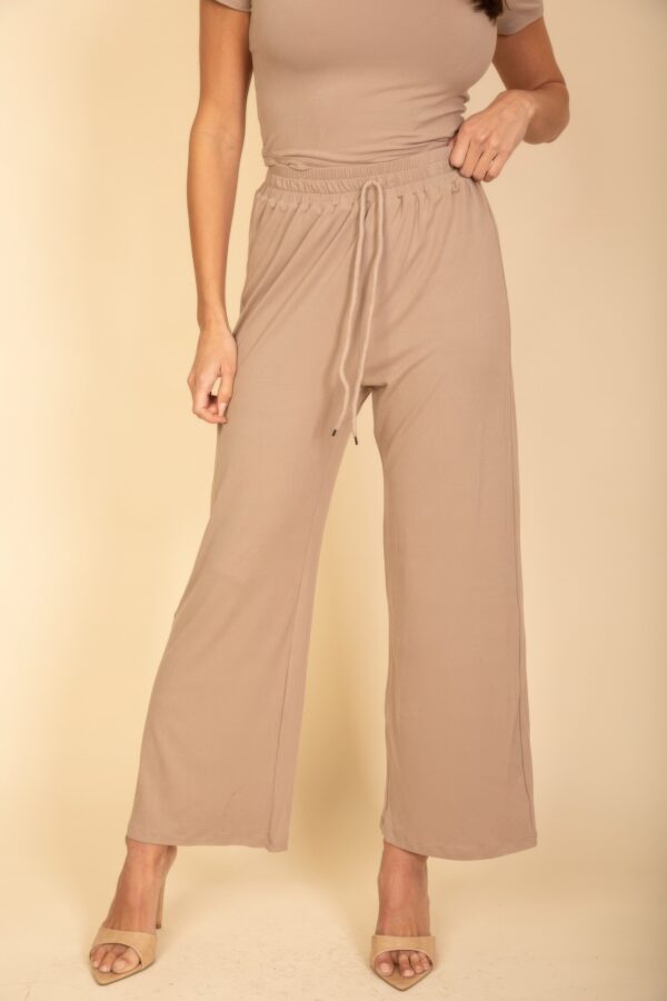 Relaxed Fit Top & High-Waist Wide-Leg Pants Set