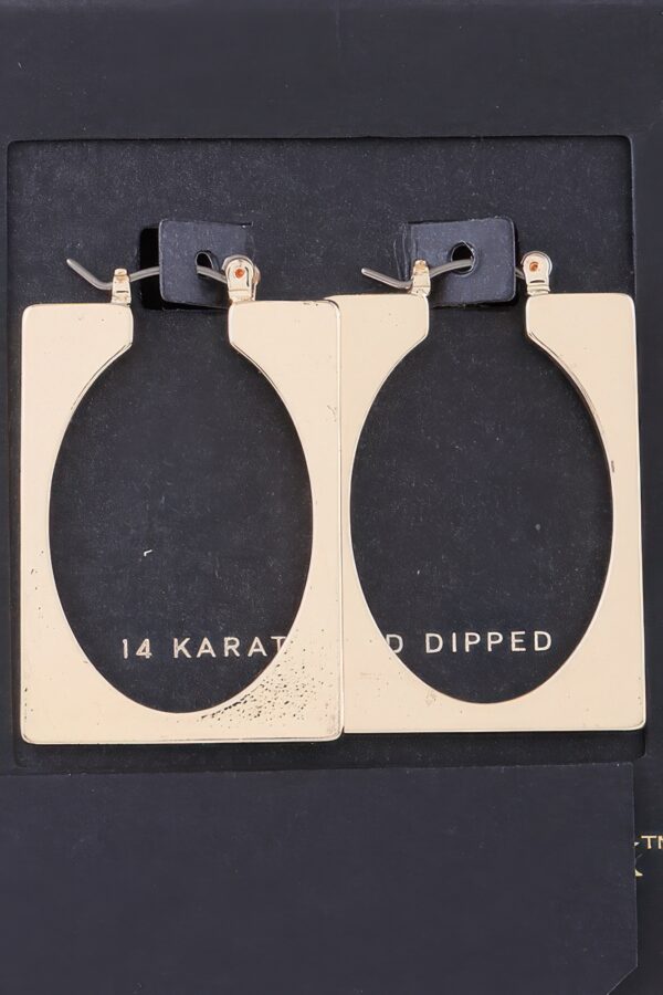 Portrait Frame Cut Earrings – Polished Gold Alloy