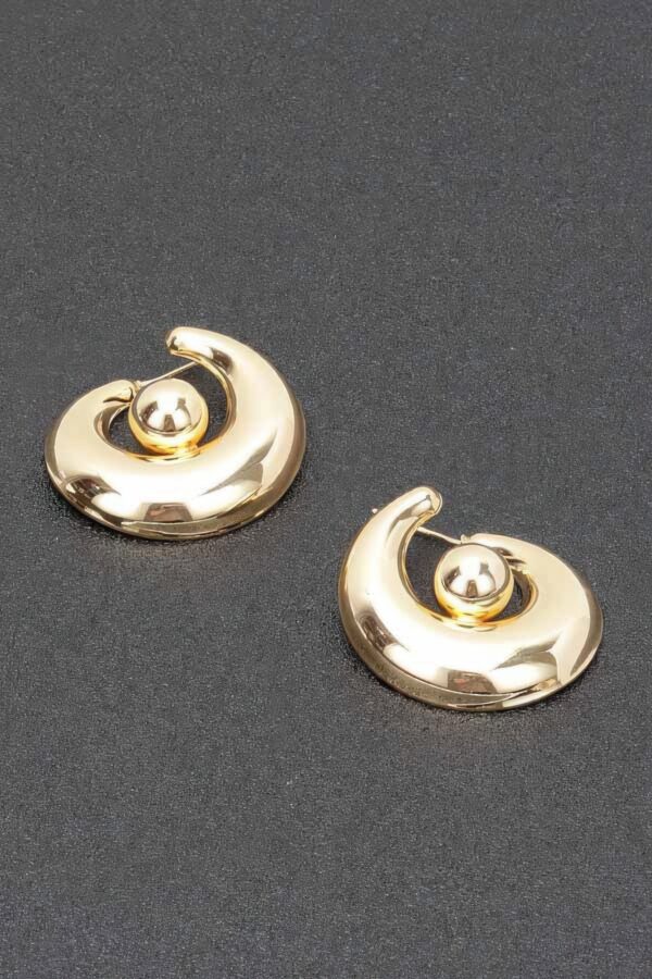 Gold-Plated Minimalist Earrings – 1.25″ Accent