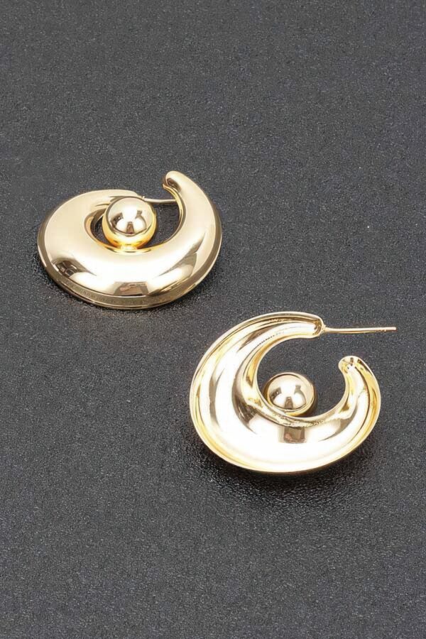 Gold-Plated Minimalist Earrings – 1.25″ Accent