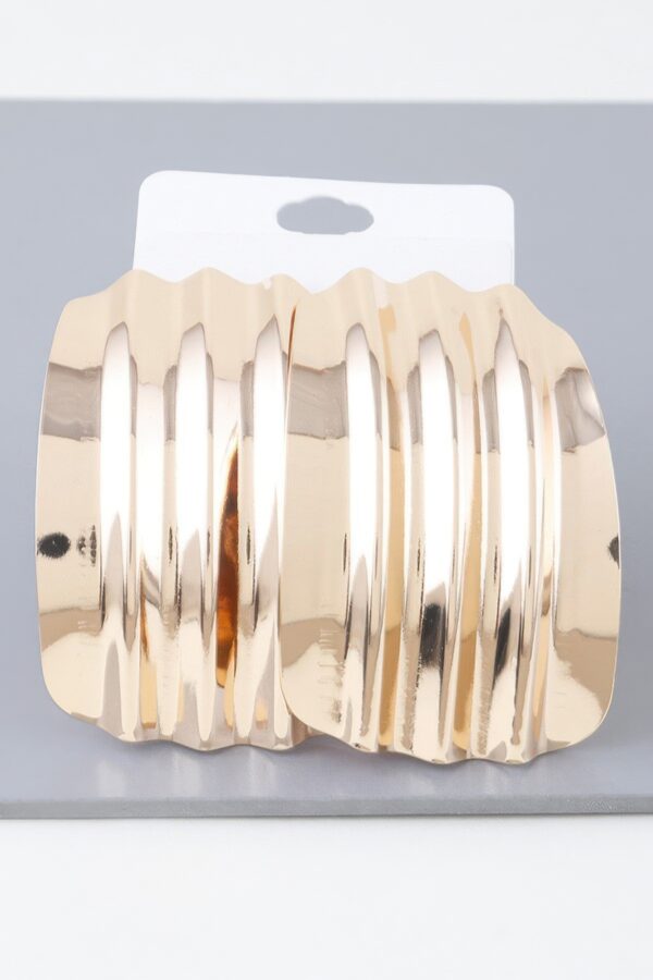 Ribbed Curve Earrings – Shiny Sculptural Gold & Silver