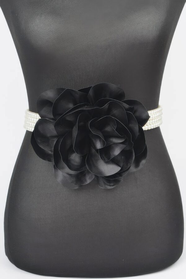 Oversized Floral Pearl Elastic Waist Belt