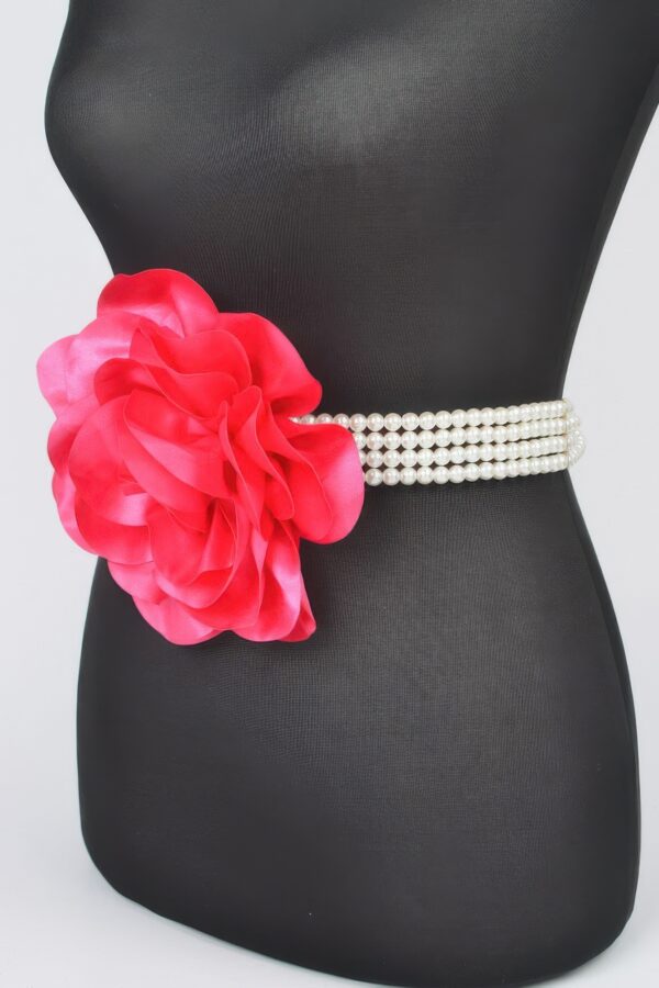 Oversized Floral Pearl Elastic Waist Belt
