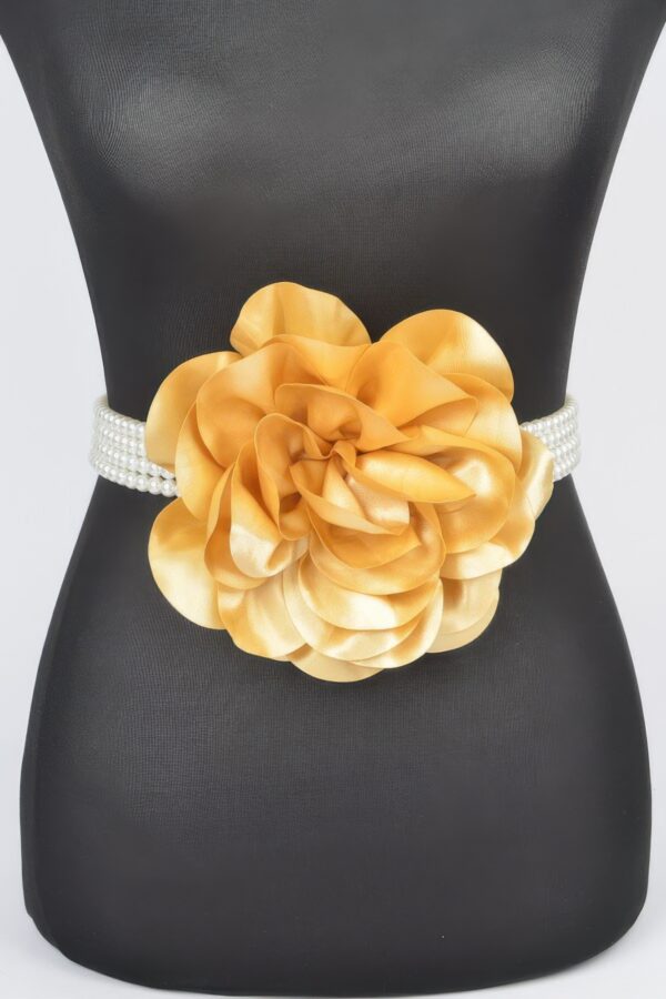 Oversized Floral Pearl Elastic Waist Belt