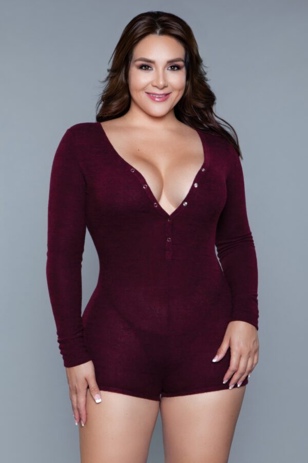 Nala Scoop-Neck Romper with Cuffed Sleeves – Burgundy