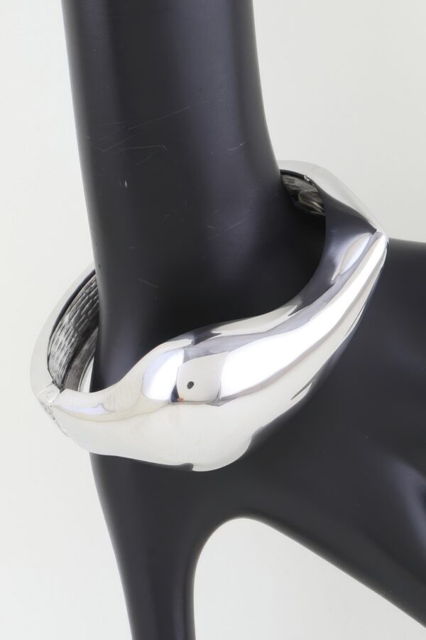 Polished Teardrop Cuff Bracelet – Sculptural Open Design