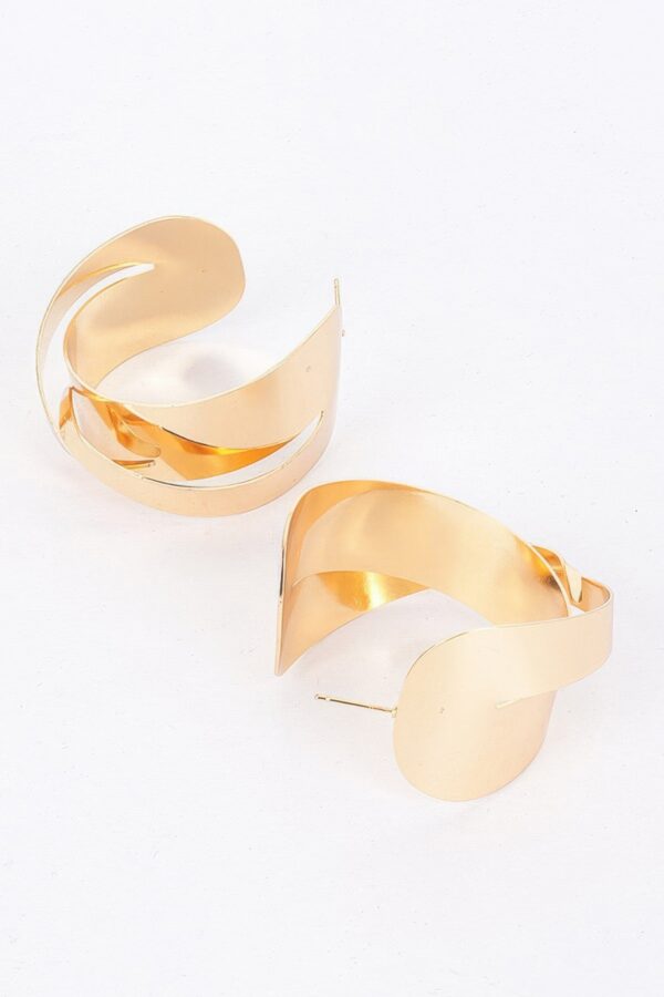 Twisted Metal Earrings – Polished Finish