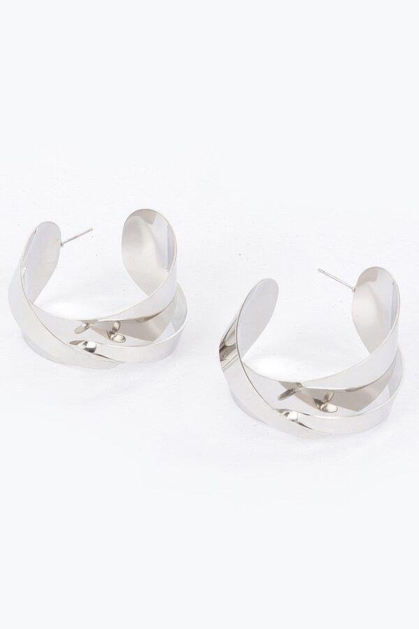 Twisted Metal Earrings – Polished Finish