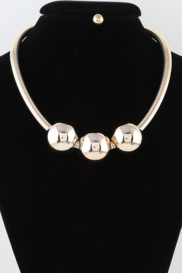 Triple Shiny Bead Statement Necklace – 16″