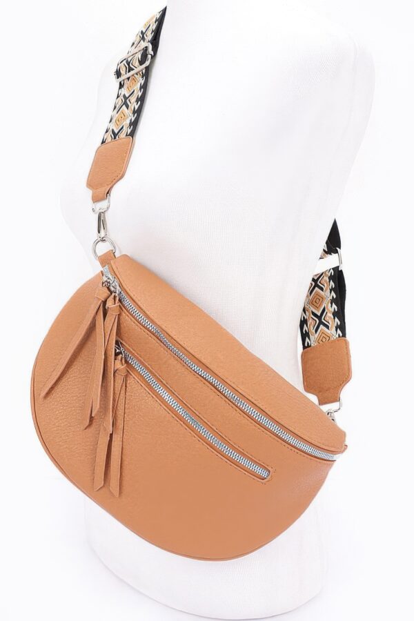 Faux Leather Crossbody Belt Bag – Sleek Zipper