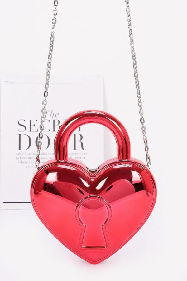 Heartbeat Metallic Acrylic Heart Bag with Chain Strap