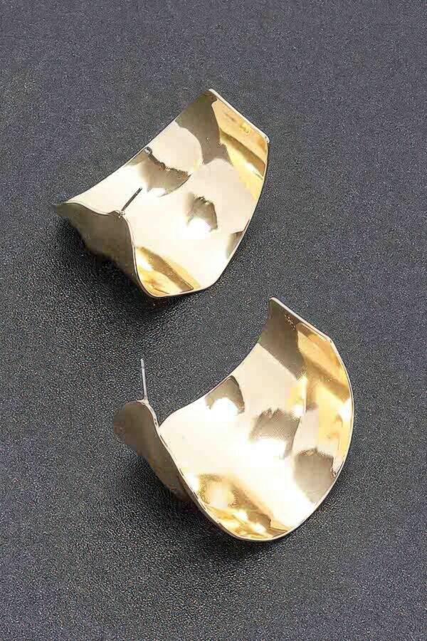 Curved Gold-Tone Earrings with Polished Finish