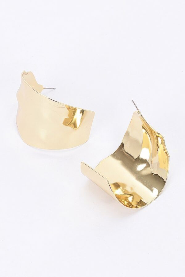 Curved Gold-Tone Earrings with Polished Finish