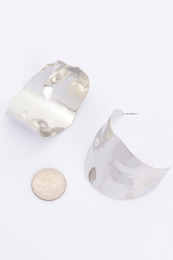 Curved Metal Earrings – Polished Tone Finish