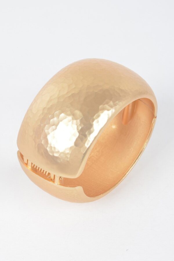 Gold-Tone Hammered Metal Bangle – Oval