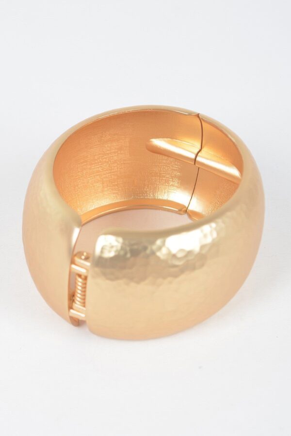 Gold-Tone Hammered Metal Bangle – Oval