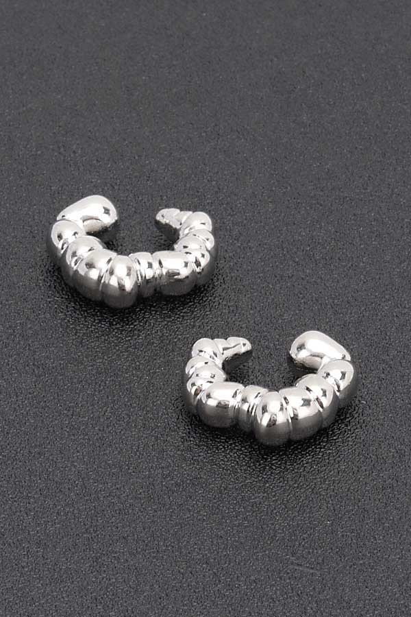 Plastic Cuff Earring – Gold-Plated Compact Style