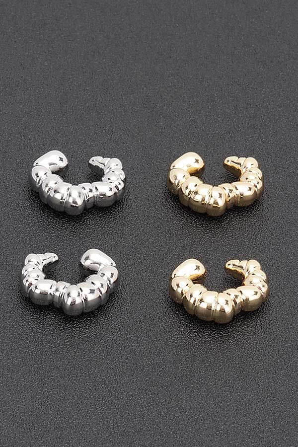 Plastic Cuff Earring – Gold-Plated Compact Style