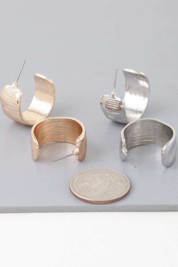 Abstract Cut Hoop Earrings – Sculptural Mini Hoops