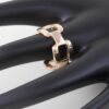 Shiny Link Chain Square-Top Ring – Polished Accent