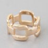 Shiny Link Chain Square-Top Ring – Polished Accent