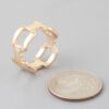 Shiny Link Chain Square-Top Ring – Polished Accent